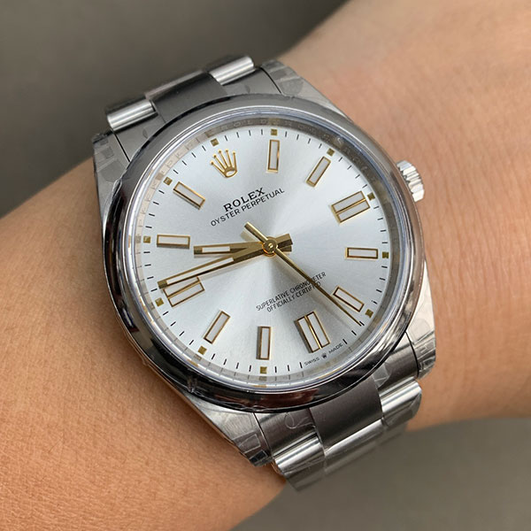 【VS製 3230搭載】人気新作 124300 オイスターパーペチュアル 41mm シルバー ロレックスコピー時計